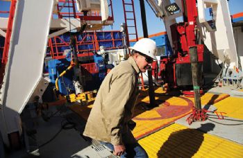 Apache reveals major oil discovery