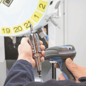 Transparent tool management for Industry 4.0