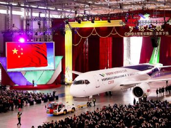 Comac C919 takes flight