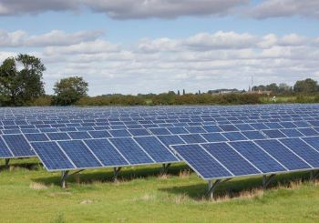 Solar-power output sets new record