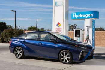 Hydrogen fuel cell taxis launched in Dubai
