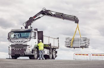 Hiab acquires Effer from CTE Group
