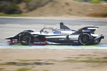 Nissan strengthens Formula E partnership