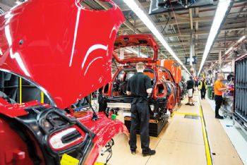 UK engine production stable in August