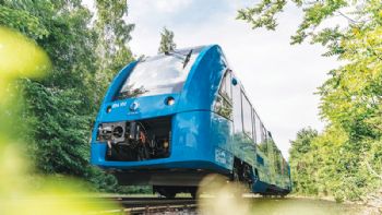 World’s first hydrogen- fuel-cell train on tour