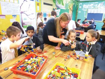 Renishaw sponsors 100 STEMworks workshops