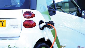 Green light for electric car battery development