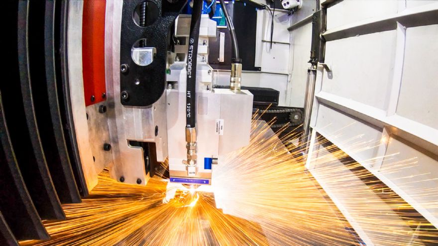 High-speed laser cutting machine under development