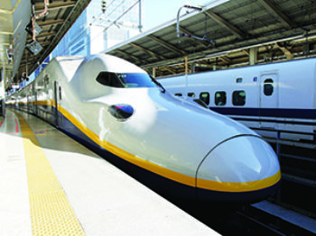 Japan offers to finance Indian bullet train
