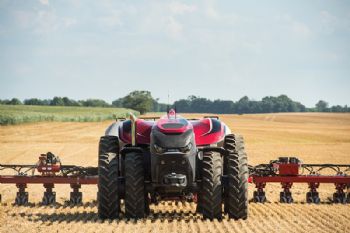 Case IH unveils 'robot' tractor