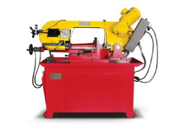 Starrett opens bandsaw  demonstration zone