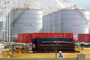 LNG boom forecast by Shell