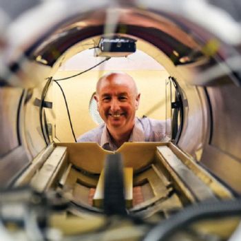 First patients scanned using MRI scanner