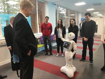 Science Minister opens ‘state of the art’ lab