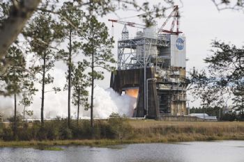 RS-25 space engine successfully hot-tested