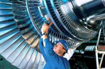 Manufacturing pay settlements for 2018 heading up