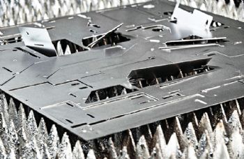 Laser software helps prevent parts from tilting