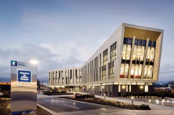 University uses Street Crane for heavy lifting