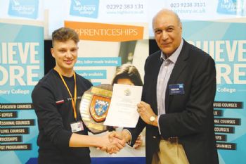 SSTL apprentice wins IET Award