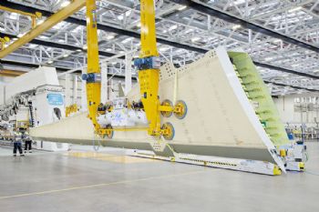 Bombardier to sell its aerostructures business