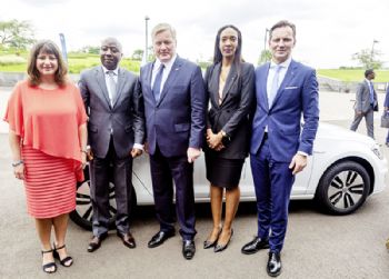 VW and Siemens pilot project in Rwanda
