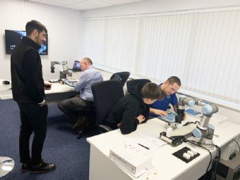 Universal Robots training centre opens