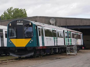 Vivarail moves manufacturing base to Southam