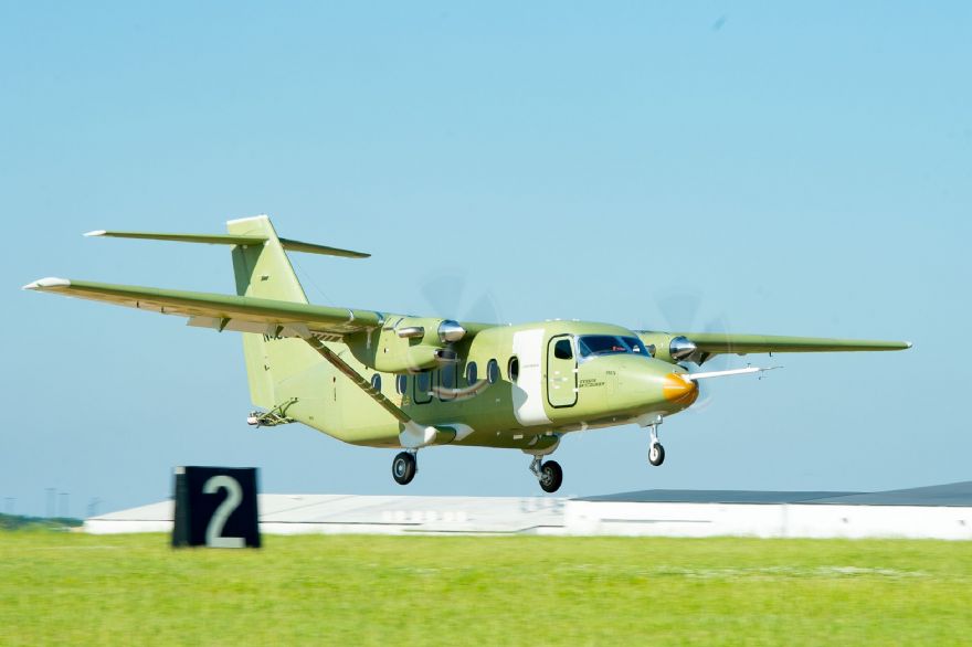 Cessna SkyCourier turboprop takes flight