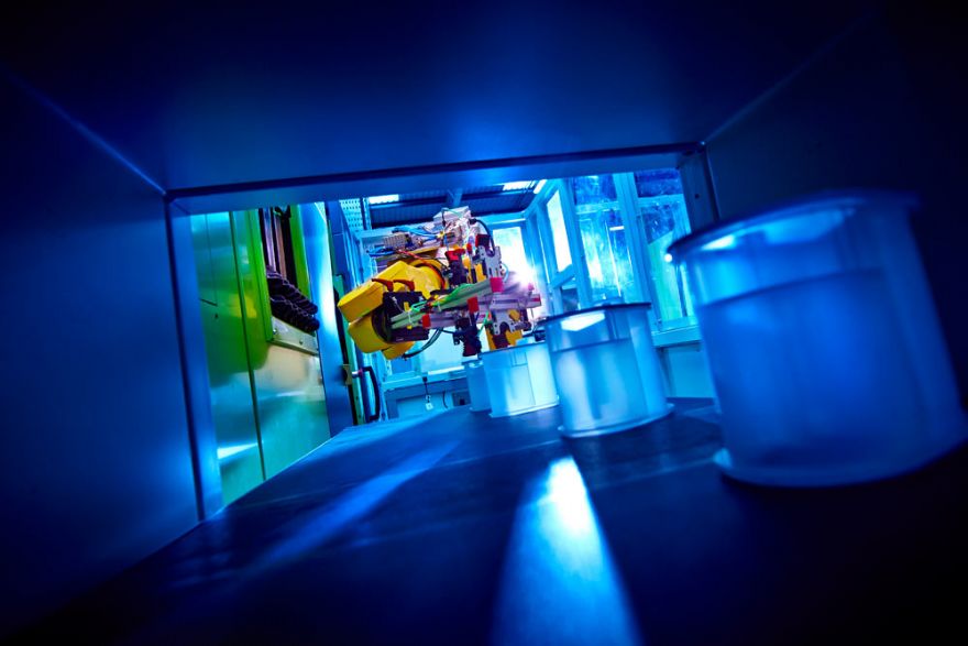 Automating the moulding process