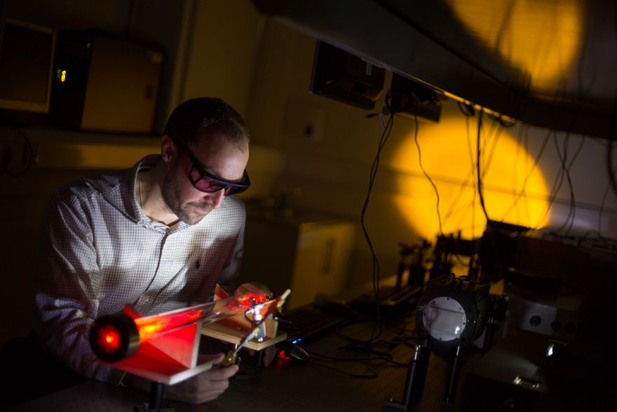 $1 million quantum photonics programme for Glasgow