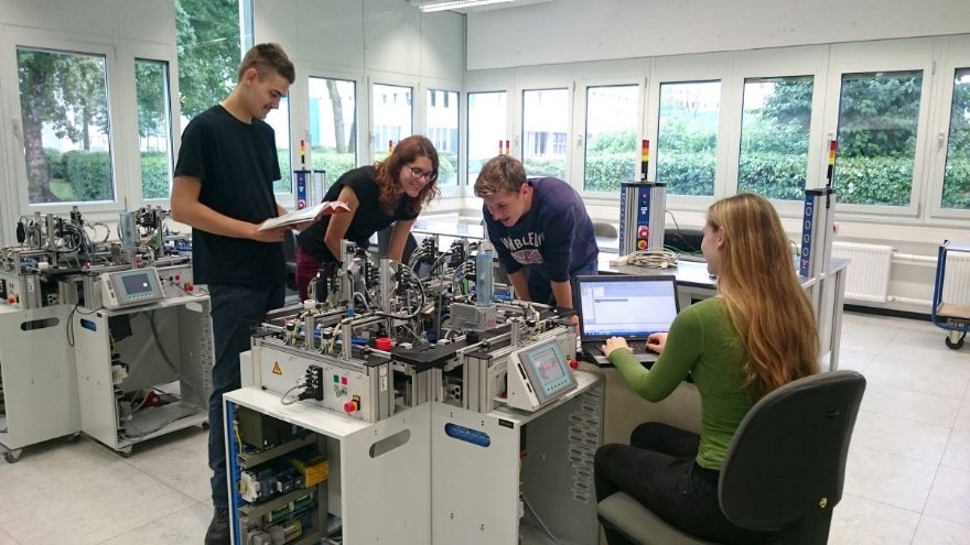 Digital training ‘kicks off’ at Siemens 