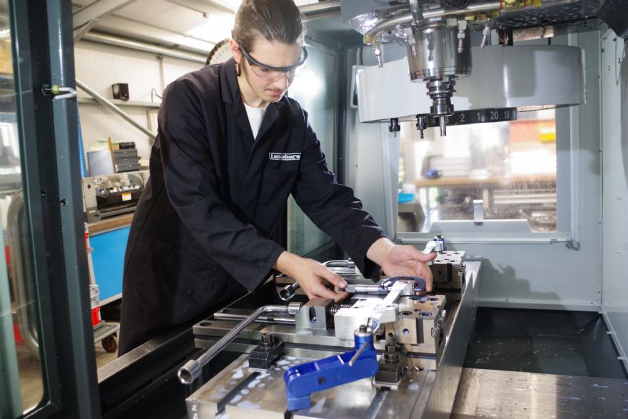 Longshore Engineering trusts in Haas machines