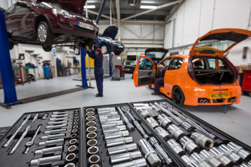 SMMT steps in to rescue automotive apprenticeships