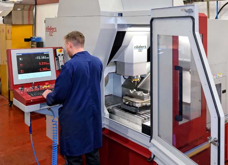 High-speed machining centres doubled up