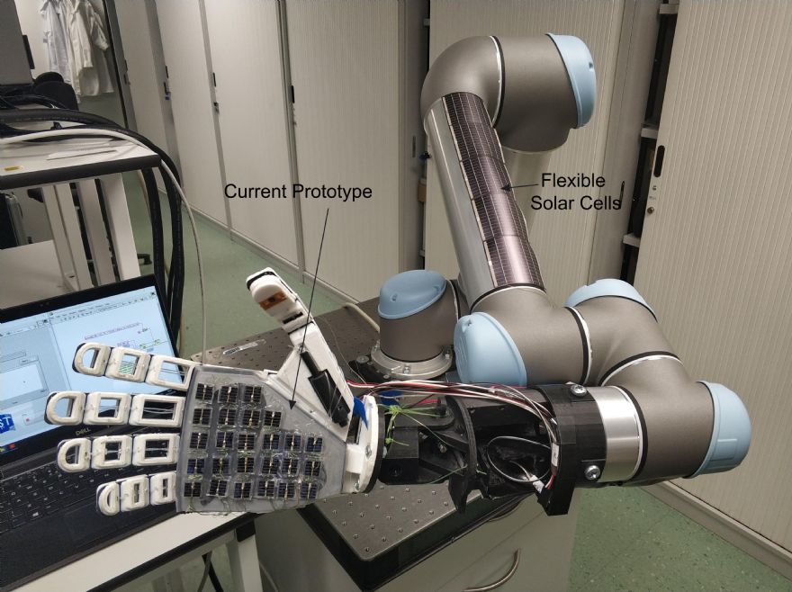 Solar-powered skin could humanise robots