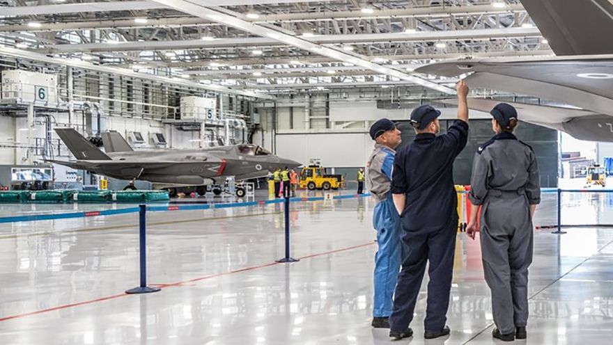 £76 million contract for F-35 Lightning support