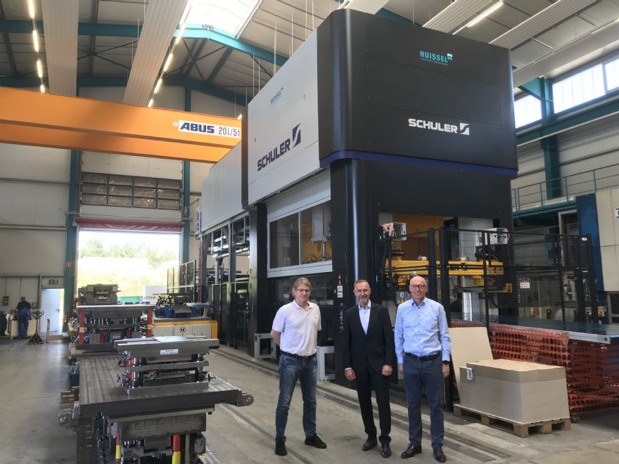 Diemaker and contract manufacturer invests in 800-ton Schuler press