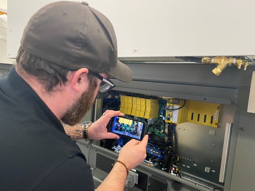 Fanuc launches new assisted-reality service in the UK