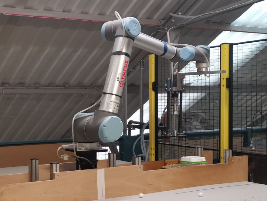 Furniture maker takes a front seat at the AMRC