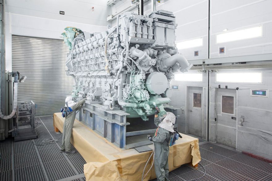 Rolls-Royce delivers first 16-cylinder version of MTU Series 8000 engine