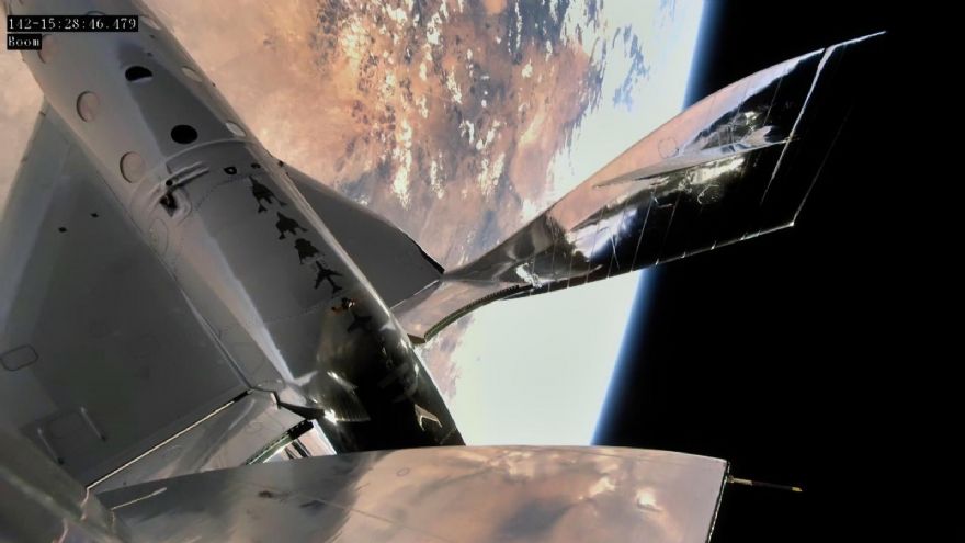Virgin Galactic successfully completes third manned space flight