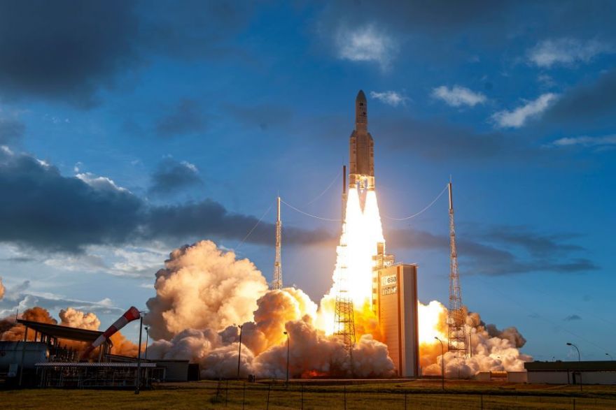 Lift-off for world’s first fully flexible satellite 