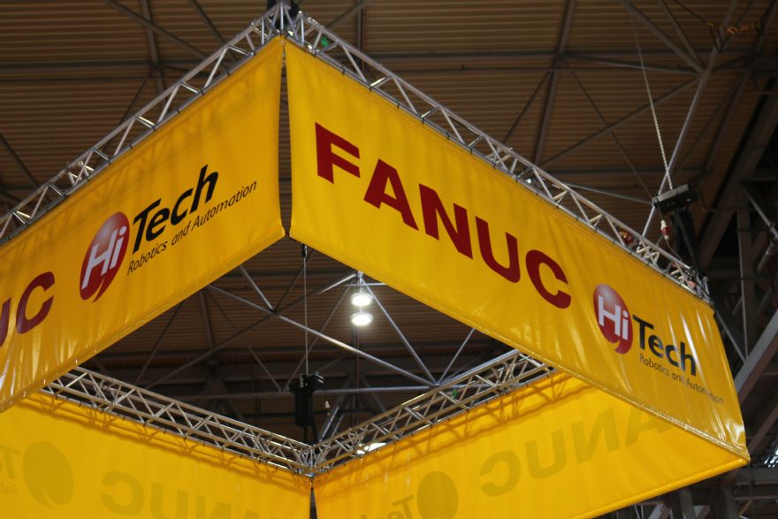 Fanuc’s new lightweight robot to make debut at Interplas