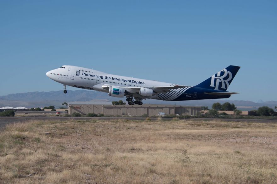Rolls-Royce joins Boeing and World Energy for 100% SAF flight