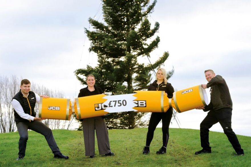 JCB’s UK workforce gets £750 Christmas bonus