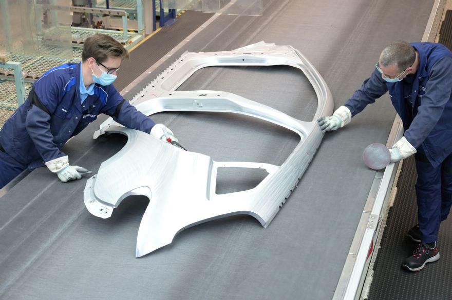 BMW investing more than $200 million in new press shop at US plant