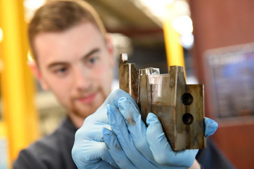 SME manufacturers lose optimism in face of rising costs