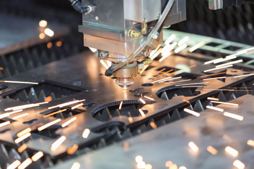 Manufacturing output growth accelerates, but confidence falls further