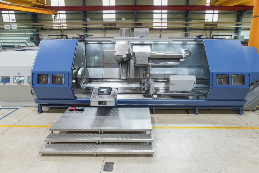 Huge rebuilt WFL machine heads to the Czech Republic