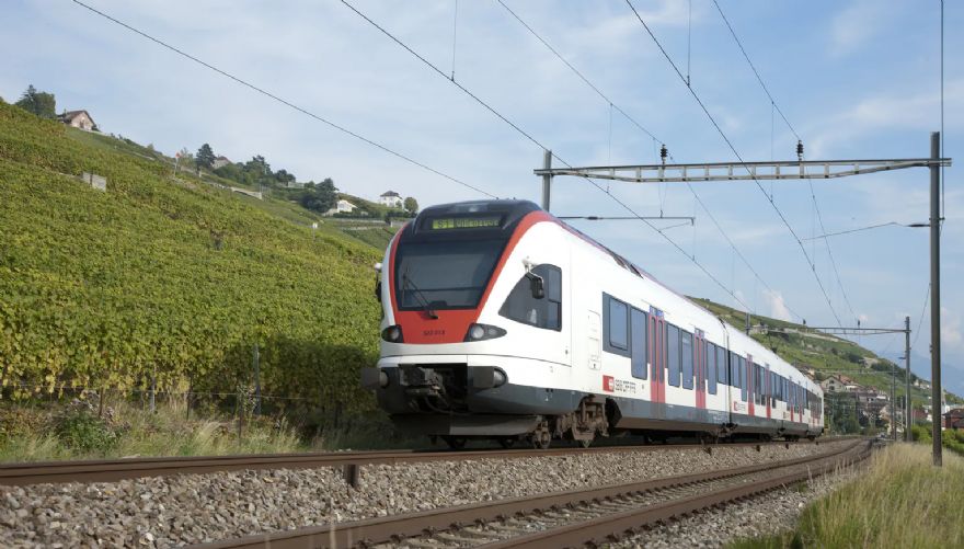 Stadler signs contract for up to 510 FLIRT trains for Switzerland 